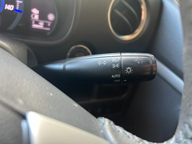 ワゴンＲスティングレー Ｘ　禁煙車　４ＷＤ　ナビ　ＴＶ　衝突被害軽減システム　オートライト　ＨＩＤ　スマートキー　アイドリングストップ　電動格納ミラー　シートヒーター　ベンチシート　ＣＶＴ　盗難防止システム　ＡＢＳ　ＣＤ　ＵＳＢ（34枚目）