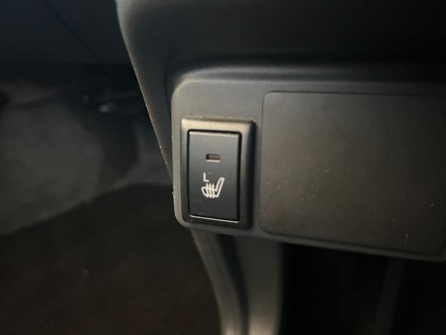 ワゴンＲスティングレー Ｘ　禁煙車　４ＷＤ　ナビ　ＴＶ　衝突被害軽減システム　オートライト　ＨＩＤ　スマートキー　アイドリングストップ　電動格納ミラー　シートヒーター　ベンチシート　ＣＶＴ　盗難防止システム　ＡＢＳ　ＣＤ　ＵＳＢ（35枚目）