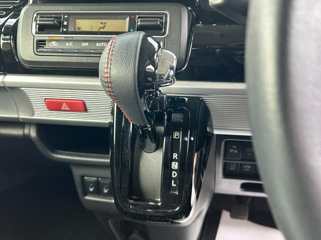 スペーシアカスタム ハイブリッドＸＳ　禁煙車　４ＷＤ　ドライブレコーダー　ＥＴＣ　両側電動スライドドア　　クリアランスソナー　レーンアシスト　衝突被害軽減システム　オートライト　オートエアコン　ＬＥＤヘッドランプ　シートヒーター　ステリモ（12枚目）