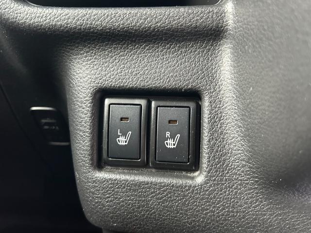 スペーシアカスタム ハイブリッドＸＳ　禁煙車　４ＷＤ　ドライブレコーダー　ＥＴＣ　両側電動スライドドア　　クリアランスソナー　レーンアシスト　衝突被害軽減システム　オートライト　オートエアコン　ＬＥＤヘッドランプ　シートヒーター　ステリモ（14枚目）