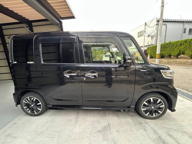 スペーシアカスタム ハイブリッドＸＳ　禁煙車　４ＷＤ　ドライブレコーダー　ＥＴＣ　両側電動スライドドア　　クリアランスソナー　レーンアシスト　衝突被害軽減システム　オートライト　オートエアコン　ＬＥＤヘッドランプ　シートヒーター　ステリモ（16枚目）