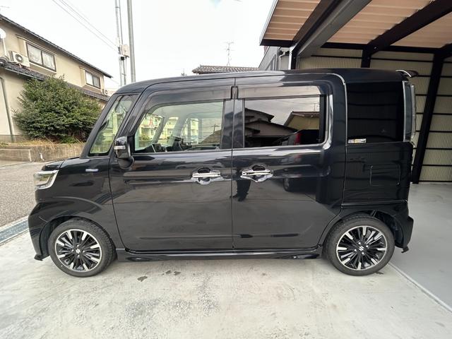 スペーシアカスタム ハイブリッドＸＳ　禁煙車　４ＷＤ　ドライブレコーダー　ＥＴＣ　両側電動スライドドア　　クリアランスソナー　レーンアシスト　衝突被害軽減システム　オートライト　オートエアコン　ＬＥＤヘッドランプ　シートヒーター　ステリモ（21枚目）