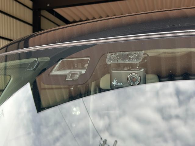 スペーシアカスタム ハイブリッドＸＳ　禁煙車　４ＷＤ　ドライブレコーダー　ＥＴＣ　両側電動スライドドア　　クリアランスソナー　レーンアシスト　衝突被害軽減システム　オートライト　オートエアコン　ＬＥＤヘッドランプ　シートヒーター　ステリモ（28枚目）