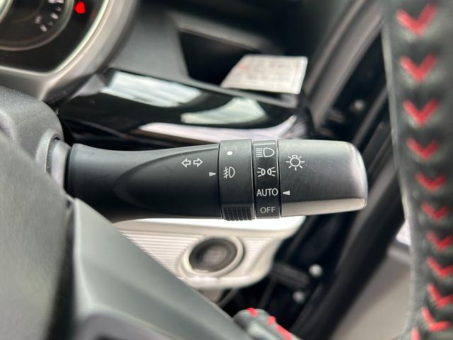 スペーシアカスタム ハイブリッドＸＳ　禁煙車　４ＷＤ　ドライブレコーダー　ＥＴＣ　両側電動スライドドア　　クリアランスソナー　レーンアシスト　衝突被害軽減システム　オートライト　オートエアコン　ＬＥＤヘッドランプ　シートヒーター　ステリモ（31枚目）