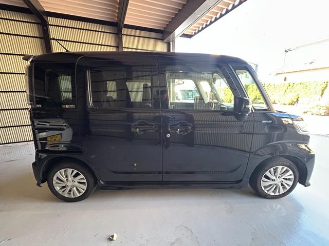 フレアワゴン ハイブリッドＸＧ　４ＷＤ　両側スライド・片側電動スライドドア　ステアリングスイッチ　クリアランスソナー　レーンアシスト　衝突被害軽減システム　オートライト　スマートキー　アイドリングストップ　シートヒーター（17枚目）