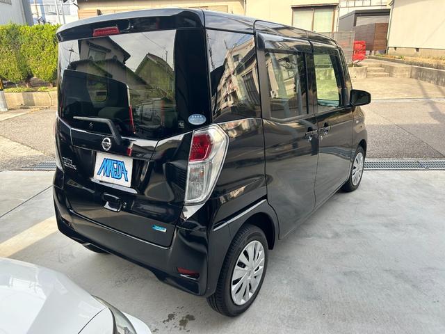 デイズルークス X 4WD 全周囲カメラ 両側スライド・片側電動 ナビ TV スマートキー アイドリングストップ ベンチシート CVT 盗難防止システム ABS CD DVD再生 USB ミュージックプレイヤー接続可(20枚目)