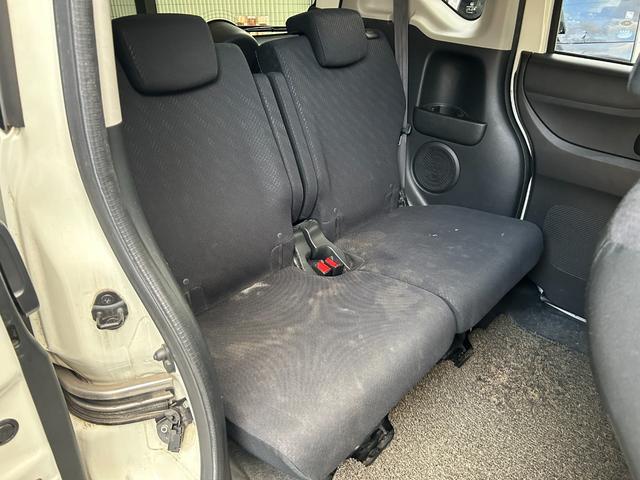 N-BOXカスタム G・Lパッケージ 4WD 両側電動スライドドア ナビ TV オートライト HID スマートキー アイドリングストップ 電動格納ミラー ベンチシート CVT 盗難防止システム ABS ESC CD USB アルミホイール(14枚目)