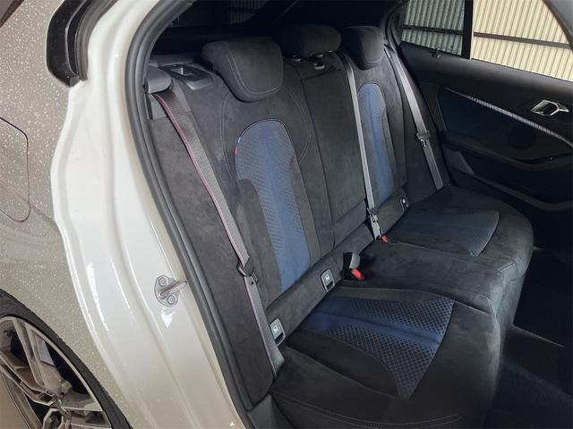 �E��ȃV�[�g