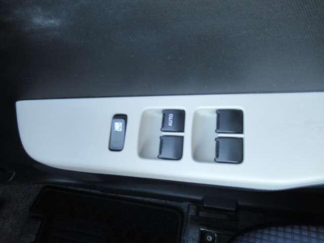 アルト Ｌ　４ＷＤ　ワンオーナー　左右シートヒーター　ドライブレコーダー　キーレスエントリー　Ｗエアバック　ＡＢＳ　アイドリングストップ（17枚目）