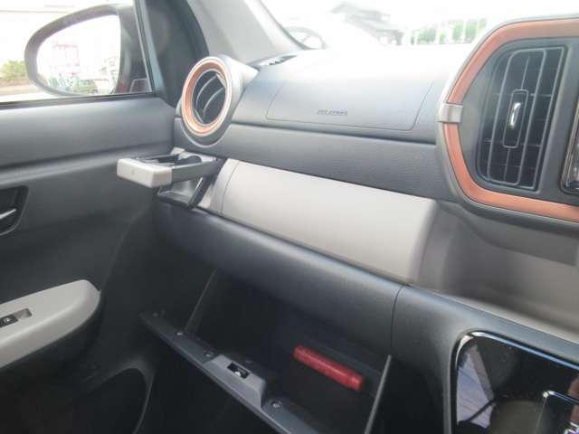 パッソ モーダ　ＬＥＤヘッドライト　メモリーナビ　フルセグＴＶ　バックモニター　ＥＴＣ　衝突被害軽減システム　オートエアコン　電動格納ミラー　ベンチシート（20枚目）