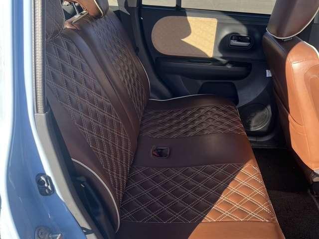 アルトラパン Ｇ　ワンオーナー　スマートキー　プッシュスタート　アイドリングストップ　純正１４インチアルミ　ベンチシート　純正ＣＤオーディオ（4枚目）