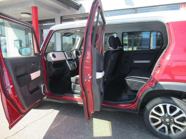 ハスラー Ｊ　ディスチャージライト　メモリーナビ　フルセグテレビ　Ｂｌｕｅｔｏｏｔｈオーディオ　ＤＶＤ再生可　純正１５インチアルミ　左右シートヒーター　スマートキー　プッシュスタート　衝突被害軽減システム（10枚目）