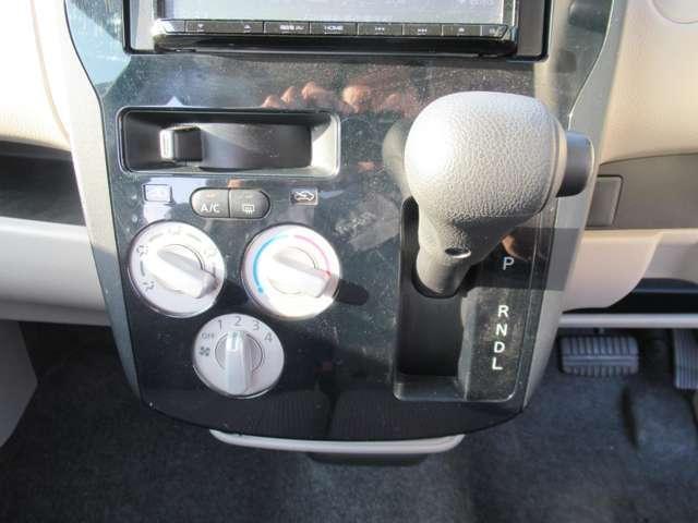 ｅＫワゴン Ｅ　メモリーナビ＆地デジテレビ＆ＥＴＣ　キーレスエントリー　シートヒーター　電動格納ミラー（10枚目）