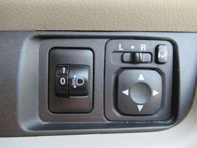 ｅＫワゴン Ｅ　メモリーナビ＆地デジテレビ＆ＥＴＣ　キーレスエントリー　シートヒーター　電動格納ミラー（12枚目）