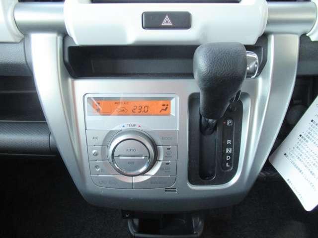 ハスラー Ｘ　弊社ユーザー管理車輛　ワンオーナー　純正１５インチアルミ　ディスチャージライト　メモリーナビ＆フルセグテレビ　オートエアコン　衝突被害軽減システム（11枚目）