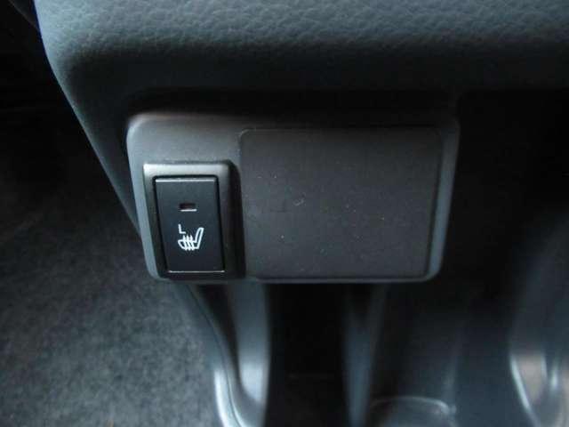 ハスラー Ｘ　弊社ユーザー管理車輛　ワンオーナー　純正１５インチアルミ　ディスチャージライト　メモリーナビ＆フルセグテレビ　オートエアコン　衝突被害軽減システム（15枚目）