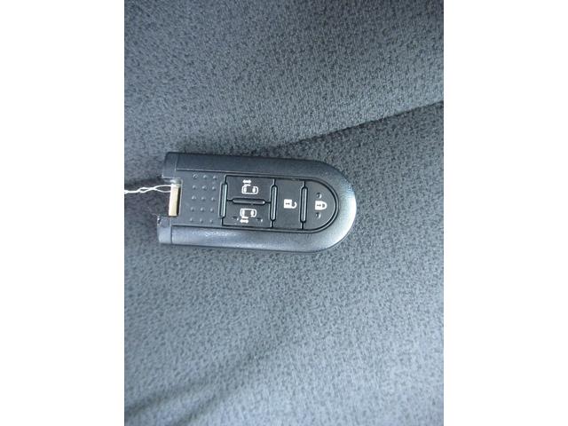 ムーヴキャンバス Ｇメイクアップ　ＳＡＩＩＩ　ワンオーナー　８インチメモリーナビ＆バックカメラ　寒冷地仕様　衝突被害軽減システム　両側電動スライドドア　ベンチシート　スマートキー　プッシュスタート　アイドリングストップ（21枚目）