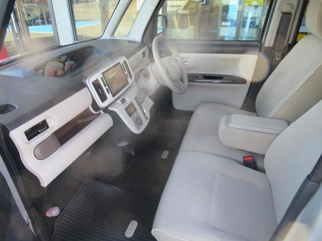 ムーヴキャンバス Ｇ　ＳＡＩＩ　純正８インチメモリーナビ＆フルセグテレビ＆ＤＶＤ＆ＣＤ　全方位カメラ　両側パワースライドドア　スマートキー　プッシュスタート　衝突被害軽減システム　アイドリングストップ（8枚目）