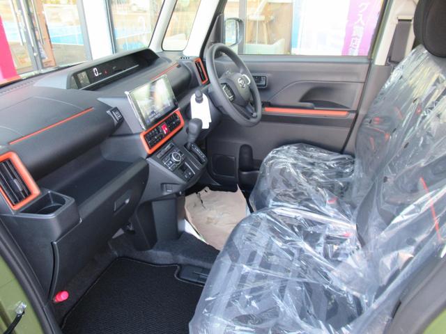 タント ファンクロス　レーンアシスト　アイドリングストップ　フルセグＴＶ　オートマチックハイビーム　両側パワースライドドア　盗難防止システム　衝突被害軽減システム　スマートキー　ベンチシート　シートヒーター（4枚目）