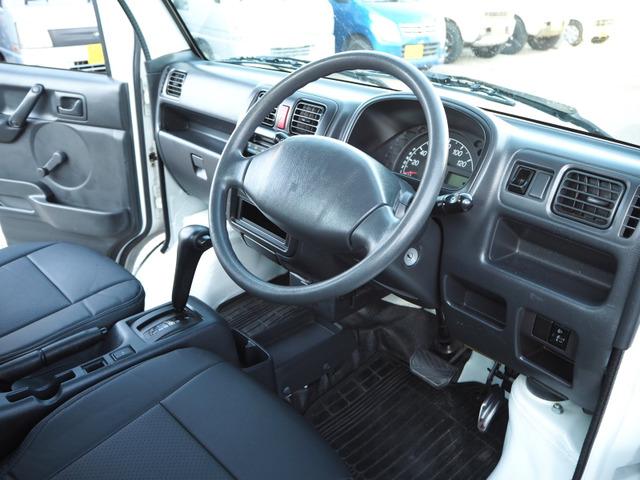 キャリイトラック ＫＣエアコン・パワステ　４ＷＤ、オートマ、エアコン、パワステ、ＤＯＨＣエンジン、Ｋ６Ａ、タイミングチェーン式、パートタイム４ＷＤ・４ＷＤ切替はボタンを押すだけの簡単切り替え式・通常は２ＷＤ走行で後輪駆動（17枚目）