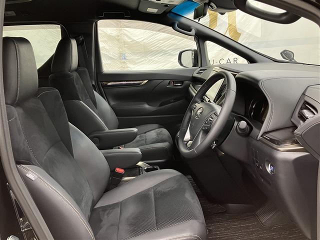 アルファード 2.5S タイプゴールドIII フルセグ メモリーナビ ミュージックプレイヤー接続可 後席モニター バックカメラ 衝突被害軽減システム ETC ドラレコ 両側電動スライド LEDヘッドランプ 乗車定員7人 3列シート ワンオーナー(17枚目)