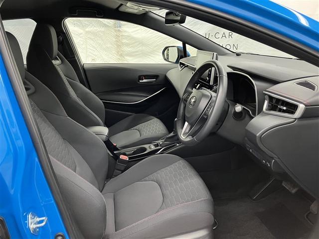 見通しのよいすっきりとした視界で、誰でも運転しやすいです。運転のしやすさは疲れにくさにも繋がりますよ♪