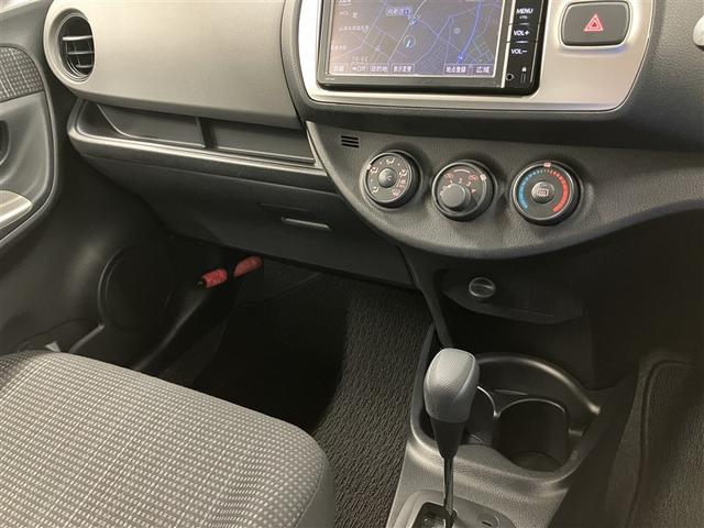 ヴィッツ Ｆ　ワンセグ　メモリーナビ　ミュージックプレイヤー接続可　ＬＥＤヘッドランプ　ワンオーナー（33枚目）