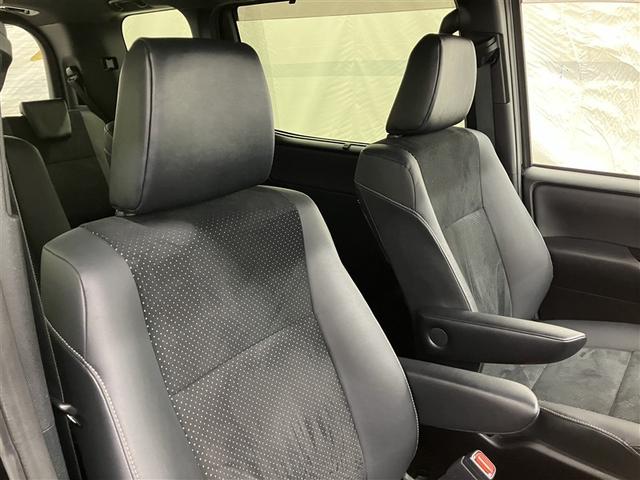 ヴォクシー ZS 煌III フルセグ メモリーナビ DVD再生 ミュージックプレイヤー接続可 後席モニター バックカメラ 衝突被害軽減システム ETC ドラレコ 両側電動スライド LEDヘッドランプ ウオークスルー 乗車定員7人(19枚目)