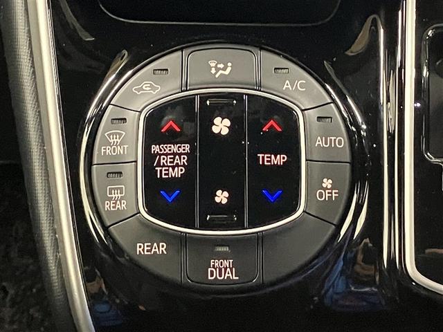 ヴォクシー ZS 煌III フルセグ メモリーナビ DVD再生 ミュージックプレイヤー接続可 後席モニター バックカメラ 衝突被害軽減システム ETC ドラレコ 両側電動スライド LEDヘッドランプ ウオークスルー 乗車定員7人(32枚目)