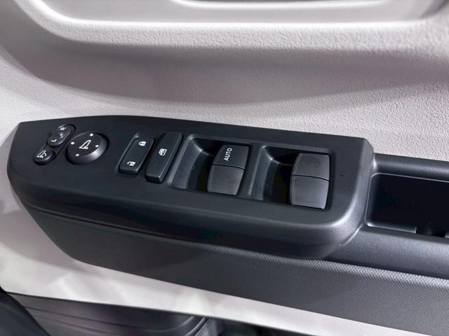Ｎ－ＢＯＸ ベースグレード　バックカメラ　両側スライド・片側電動　クリアランスソナー　オートクルーズコントロール　レーンアシスト　衝突被害軽減システム　ＬＥＤヘッドランプ　スマートキー　アイドリングストップ　電動格納ミラー（7枚目）
