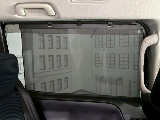 ヴォクシー ハイブリッドＸ　ＥＴＣ　バックカメラ　ナビ　ＴＶ　両側スライド・片側電動　オートライト　ＬＥＤヘッドランプ　スマートキー　電動格納ミラー　３列シート　ＣＶＴ　アルミホイール　ＣＤ　ＵＳＢ　ミュージックプレイヤー接続可（62枚目）