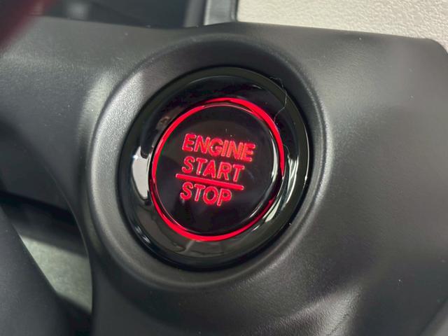 Ｎ－ＢＯＸ ベースグレード　両側スライド・片側電動　クリアランスソナー　オートクルーズコントロール　オートライト　ＬＥＤヘッドランプ　スマートキー　アイドリングストップ　電動格納ミラー　シートヒーター　ベンチシート　ＣＶＴ（7枚目）