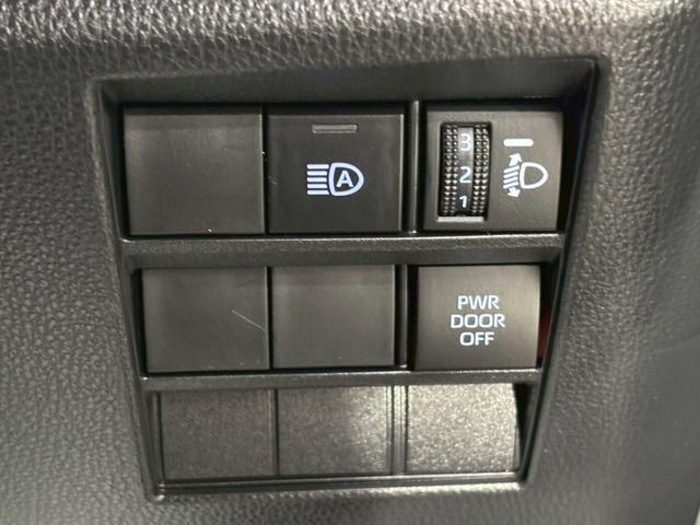 ヴォクシー S-Z ドライブレコーダー バックカメラ ナビ オートクルーズコントロール レーンアシスト 衝突被害軽減システム 両側電動スライドドア オートマチックハイビーム オートライト LEDヘッドランプ スマートキー(10枚目)