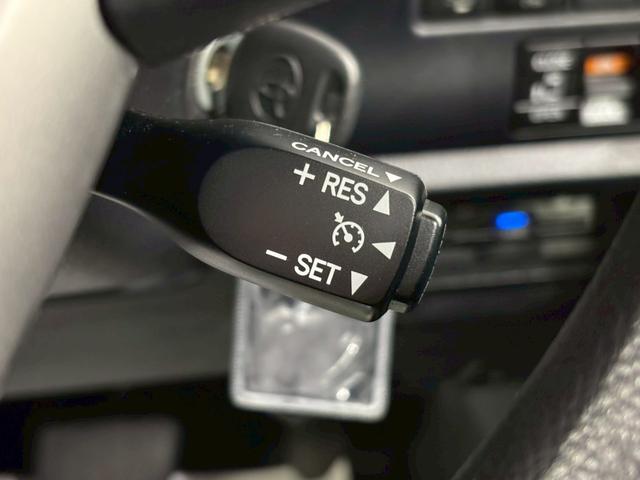 ノア X 4WD ドライブレコーダー ETC バックカメラ TV オートクルーズコントロール レーンアシスト 衝突被害軽減システム 両側スライド・片側電動 オートマチックハイビーム オートライト(10枚目)