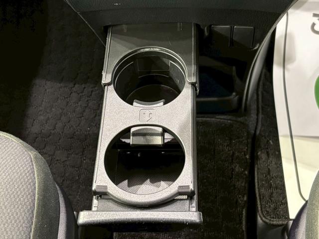 ノア X 4WD ドライブレコーダー ETC バックカメラ TV オートクルーズコントロール レーンアシスト 衝突被害軽減システム 両側スライド・片側電動 オートマチックハイビーム オートライト(42枚目)