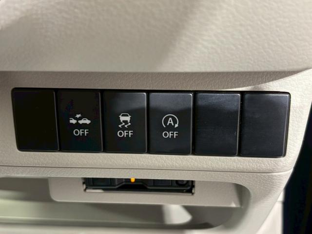 アルトラパン Ｓセレクション　ＥＴＣ　衝突被害軽減システム　オートライト　ＨＩＤ　スマートキー　アイドリングストップ　電動格納ミラー　シートヒーター　ベンチシート　ＣＶＴ　盗難防止システム　ＡＢＳ　ＥＳＣ　ＣＤ　衝突安全ボディ（6枚目）