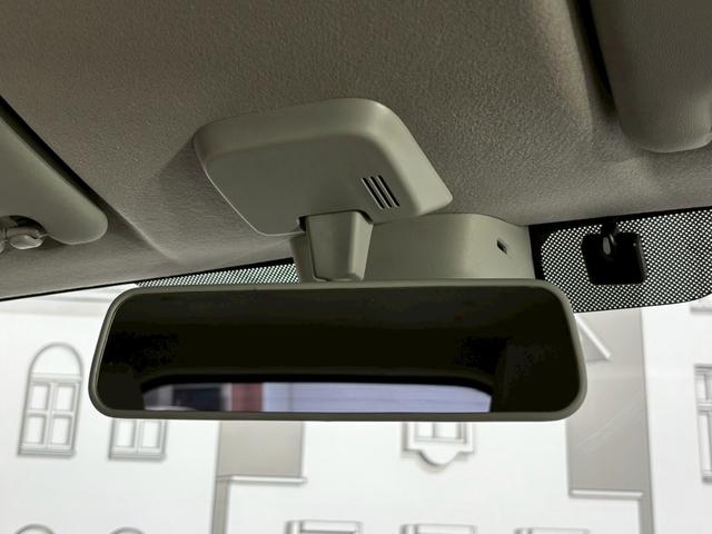 アルトラパン Ｓセレクション　ＥＴＣ　衝突被害軽減システム　オートライト　ＨＩＤ　スマートキー　アイドリングストップ　電動格納ミラー　シートヒーター　ベンチシート　ＣＶＴ　盗難防止システム　ＡＢＳ　ＥＳＣ　ＣＤ　衝突安全ボディ（30枚目）