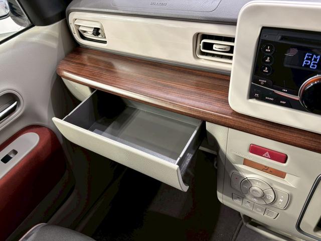 アルトラパン Ｓセレクション　ＥＴＣ　衝突被害軽減システム　オートライト　ＨＩＤ　スマートキー　アイドリングストップ　電動格納ミラー　シートヒーター　ベンチシート　ＣＶＴ　盗難防止システム　ＡＢＳ　ＥＳＣ　ＣＤ　衝突安全ボディ（34枚目）