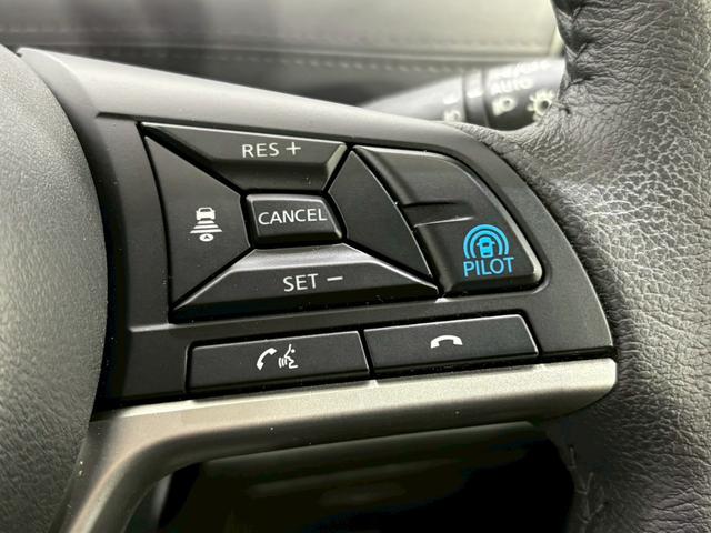 セレナ e-パワー ハイウェイスターV 全周囲カメラ クリアランスソナー オートクルーズコントロール 衝突被害軽減システム 両側電動スライドドア オートライト LEDヘッドランプ スマートキー 電動格納ミラー 3列シート ウォークスルー(10枚目)