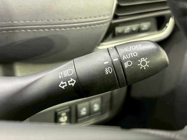 セレナ e-パワー ハイウェイスターV 全周囲カメラ クリアランスソナー オートクルーズコントロール 衝突被害軽減システム 両側電動スライドドア オートライト LEDヘッドランプ スマートキー 電動格納ミラー 3列シート ウォークスルー(25枚目)