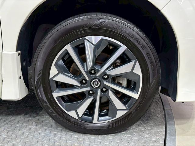 セレナ e-パワー ハイウェイスターV 全周囲カメラ クリアランスソナー オートクルーズコントロール 衝突被害軽減システム 両側電動スライドドア オートライト LEDヘッドランプ スマートキー 電動格納ミラー 3列シート ウォークスルー(56枚目)