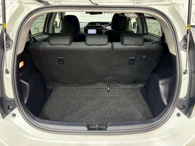 アクア S ドライブレコーダー ETC バックカメラ ナビ TV クリアランスソナー レーンアシスト 衝突被害軽減システム アルミホイール オートマチックハイビーム オートライト スマートキー 電動格納ミラー(20枚目)