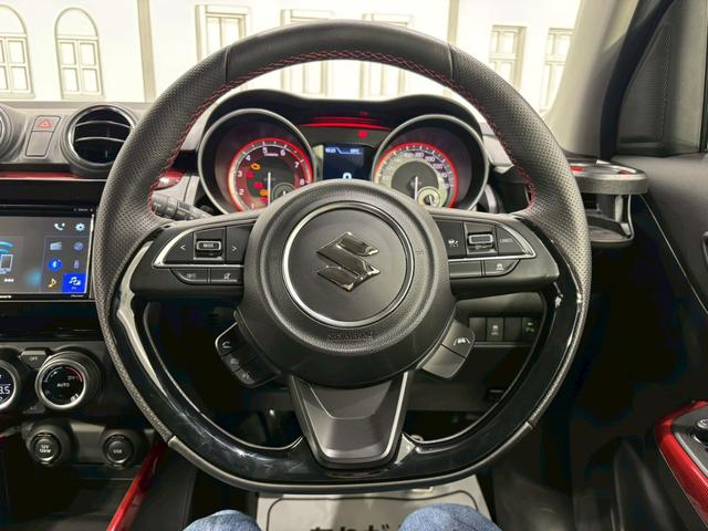 スイフトスポーツ ベースグレード ETC クリアランスソナー オートクルーズコントロール レーンアシスト 衝突被害軽減システム アルミホイール オートライト LEDヘッドランプ スマートキー 電動格納ミラー シートヒーター MT(3枚目)