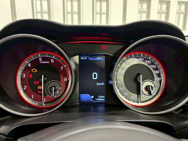 スイフトスポーツ ベースグレード ETC クリアランスソナー オートクルーズコントロール レーンアシスト 衝突被害軽減システム アルミホイール オートライト LEDヘッドランプ スマートキー 電動格納ミラー シートヒーター MT(38枚目)