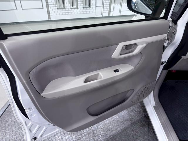 ムーヴ Ｌ　ＳＡＩＩＩ　ＥＴＣ　クリアランスソナー　衝突被害軽減システム　オートマチックハイビーム　キーレスエントリー　アイドリングストップ　電動格納ミラー　ベンチシート　ＣＶＴ　盗難防止システム　ＡＢＳ　ＥＳＣ　ＣＤ（45枚目）