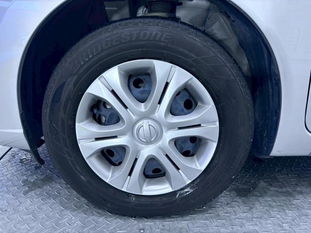 ノート X ETC クリアランスソナー レーンアシスト 衝突被害軽減システム オートライト スマートキー アイドリングストップ 電動格納ミラー CVT 盗難防止システム 衝突安全ボディ ABS ESC CD(22枚目)