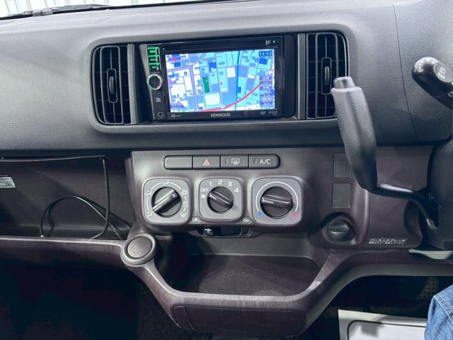 パッソ Ｘ　クツロギ　４ＷＤ　バックカメラ　ナビ　ＴＶ　スマートキー　電動格納ミラー　ＣＶＴ　盗難防止システム　衝突安全ボディ　ベンチシート　ＡＢＳ　ＣＤ　ＤＶＤ再生　ミュージックプレイヤー接続可　エアコン（25枚目）