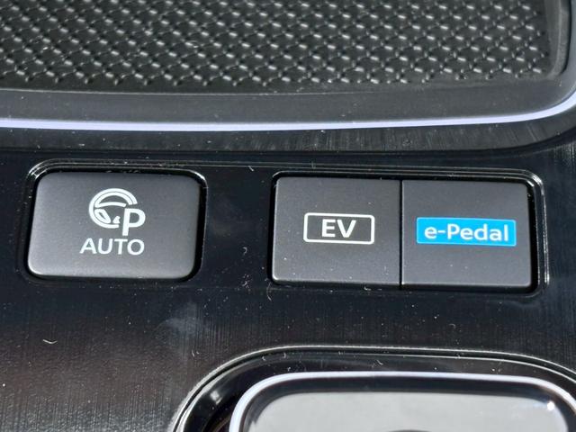 エクストレイル G e-4ORCE 4WD 全周囲カメラ クリアランスソナー レーンアシスト パワーシート 衝突被害軽減システム ナビ TV オートライト LEDヘッドランプ 電動リアゲート アルミホイール スマートキー(9枚目)