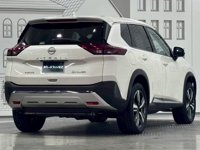 エクストレイル G e-4ORCE 4WD 全周囲カメラ クリアランスソナー レーンアシスト パワーシート 衝突被害軽減システム ナビ TV オートライト LEDヘッドランプ 電動リアゲート アルミホイール スマートキー(16枚目)