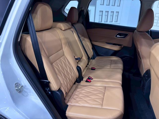 エクストレイル G e-4ORCE 4WD 全周囲カメラ クリアランスソナー レーンアシスト パワーシート 衝突被害軽減システム ナビ TV オートライト LEDヘッドランプ 電動リアゲート アルミホイール スマートキー(25枚目)